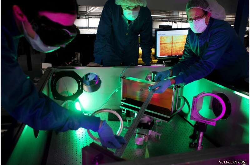 US s Most Powerful Laser Achieves First Operational Pulse