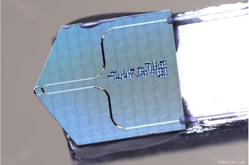 Revolutionary Quantum Chip Unites Free Electrons and Photons for Faster Computing