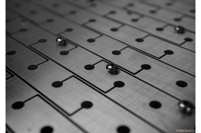 Defects Preserve Symmetry in Acoustic Lattice Systems, Study Finds