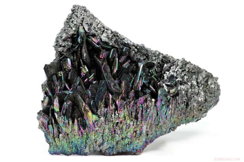 Silicon Carbide Modulator Breaks Decades-Long Gap, Enabling Compact, High-Performance On-Chip Systems