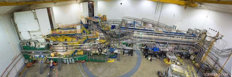 Deep Inelastic Scattering Unveils Mirror Nuclei: Jefferson Lab s MARATHON Breakthrough