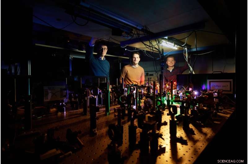 Bonn Scientists Engineer a Highly Compressible Optical Quantum Gas