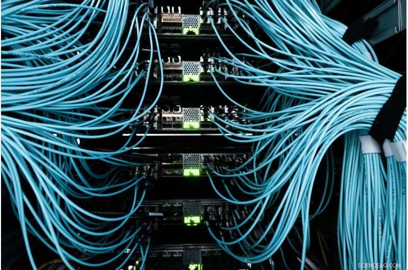Scientists Show Strained Magnesium Diboride Achieves Higher-Temperature Superconductivity