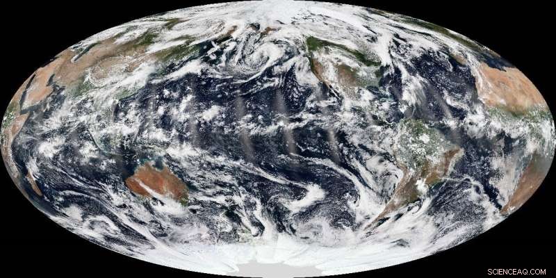 How Upper‑ and Lower‑Level Eddy Growth Shape North Pacific Storm Tracks