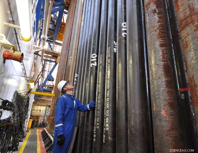 Submarine Drilling Uncovers Key Clues to Japan s Next Major Earthquake