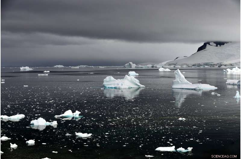 Study Finds Refreezing Earth s Poles is Feasible and Cost‑Effective