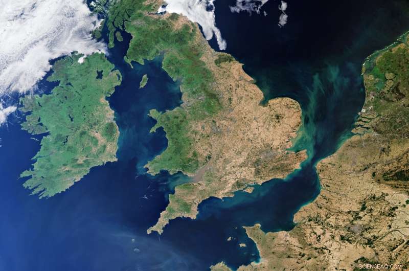 UK Faces Record-Breaking Heat Wave: Satellite Images Reveal Extreme Temperatures