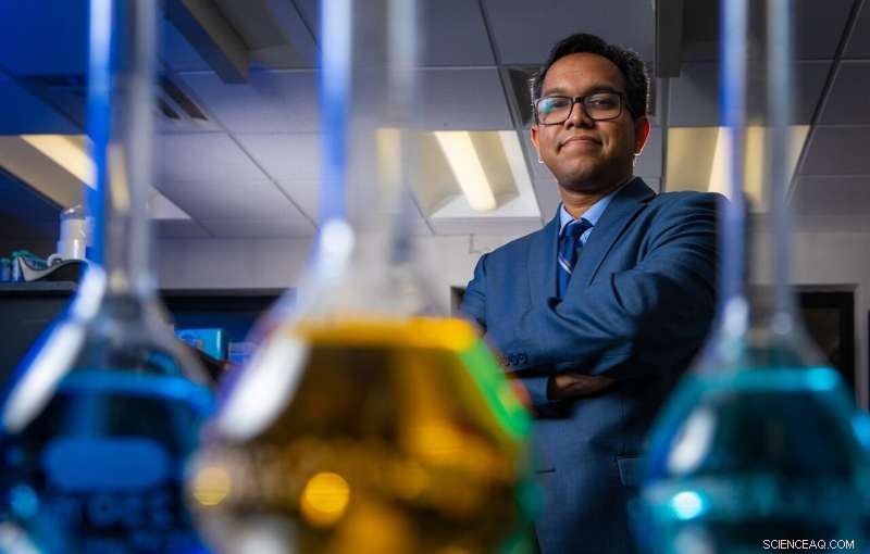 New Study Highlights Health Hazards for Workers in Bangladesh’s Informal E‑Waste Recycling