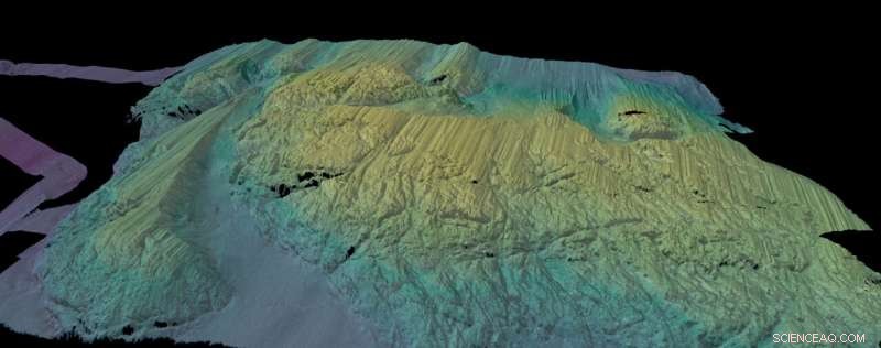 New Seafloor Images Reveal Unexpected Dynamics Behind Thwaites Glacier Retreat