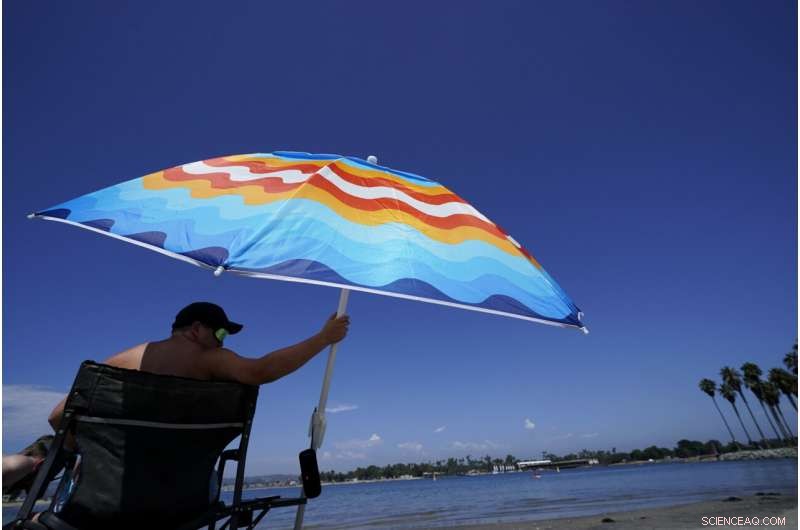 California Residents Urged to Reduce Energy Use During Intense Heat Wave