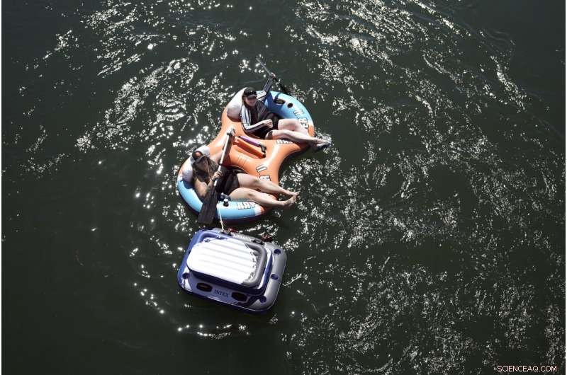 California Residents Urged to Reduce Energy Use During Intense Heat Wave