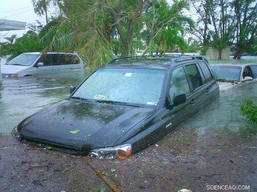 Third Consecutive La Niña Expected: Practical Family Prep Guide