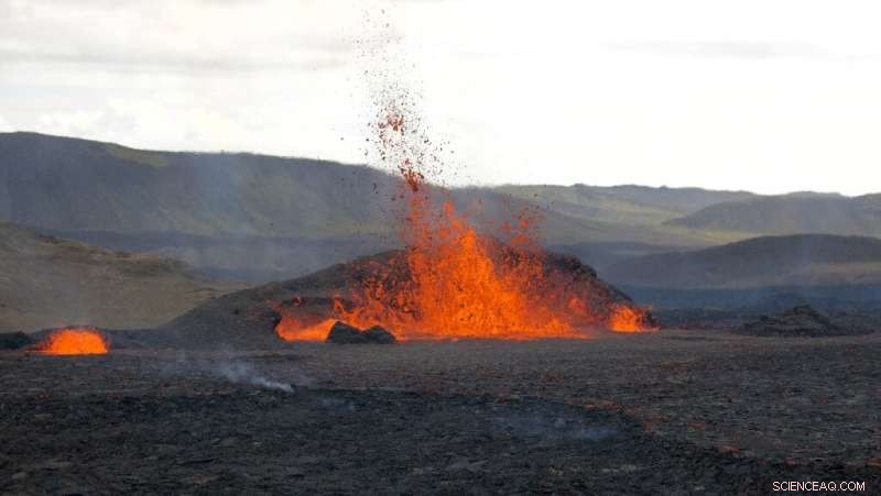 23,000 Hikers Trek Rugged Trail for Exclusive View of Iceland s Erupting Volcano