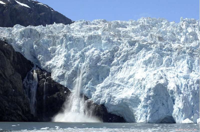 New study finds Holgate Glacier in Alaska’s Kenai Fjords is advancing, defying climate change expectations