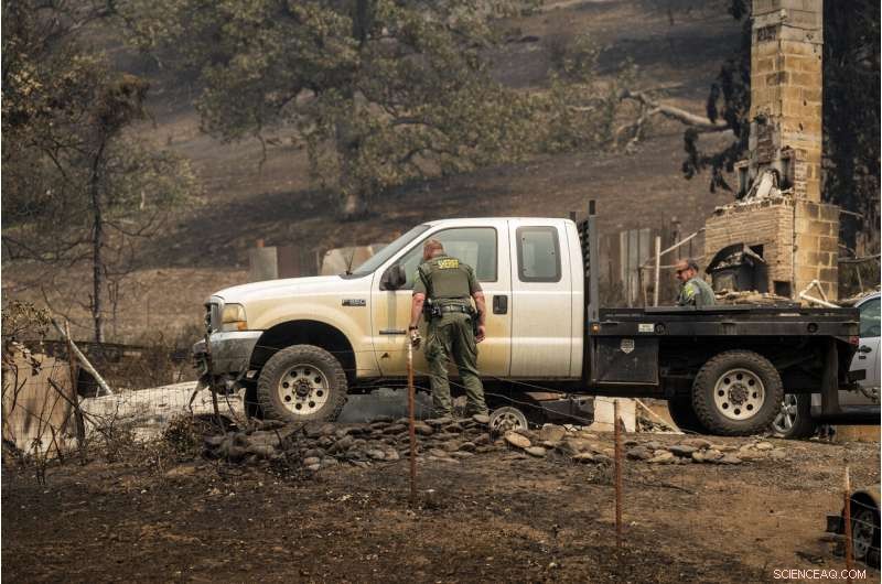 Massive California Wildfire Devastates Klamath River Town, Leaving Wreckage and Loss