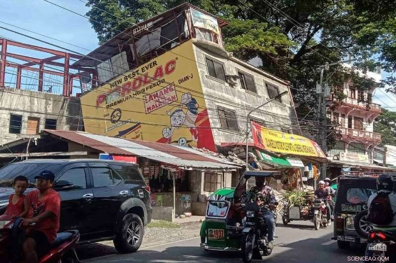 Hundreds of Aftershocks Shake Northern Philippines After 7.0 Earthquake