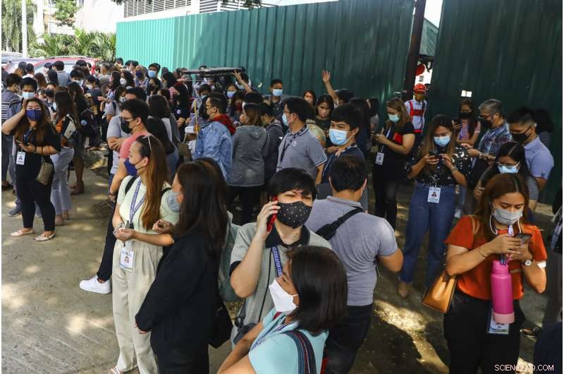 Strong Earthquake Strikes Northern Philippines, Triggering Landslides and Damage