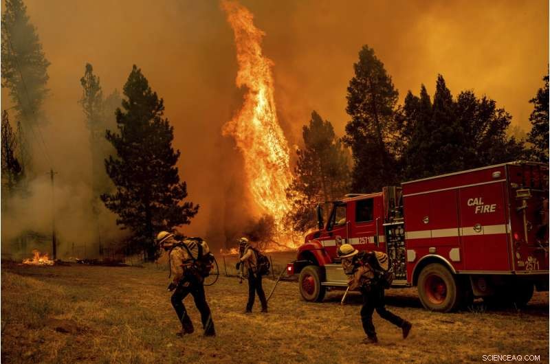 California Fire Near Yosemite Controlled, Thousands Evacuated; 55 Homes Lost