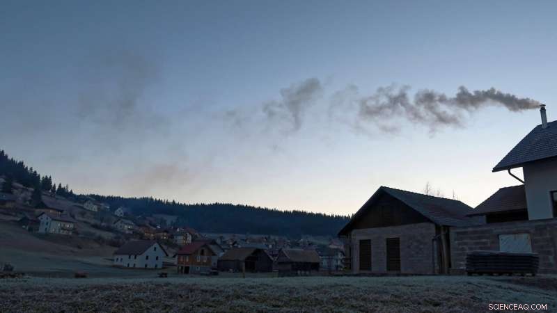 Wood-Fired Heating Significantly Raises Air Pollution in Mountainous Regions, New Study Finds