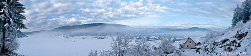 Wood-Fired Heating Significantly Raises Air Pollution in Mountainous Regions, New Study Finds