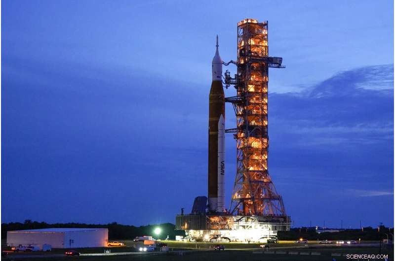 NASA’s Artemis Rocket Withdrawn to Hangar Amid Hurricane Threat; Launch Postponed Until November
