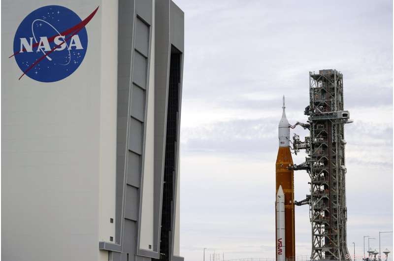 NASA’s Artemis Rocket Withdrawn to Hangar Amid Hurricane Threat; Launch Postponed Until November