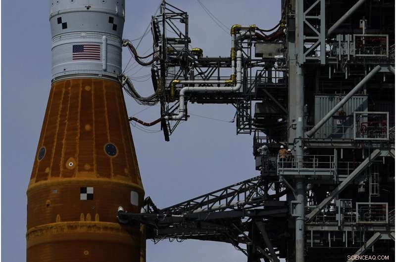 China’s Space Ambitions Urge the U.S. Back to the Moon