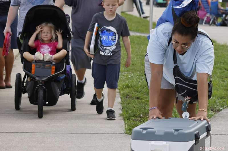 NASA s Artemis Moon Rocket Launch Delayed Due to Leak; Next Attempt Scheduled in Weeks