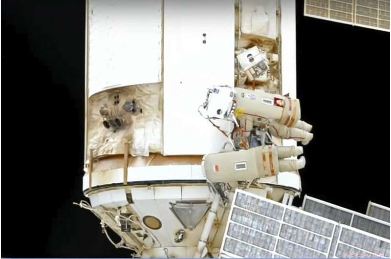 Russian Spacewalk Interrupted by Cosmonaut Suit Battery Failure