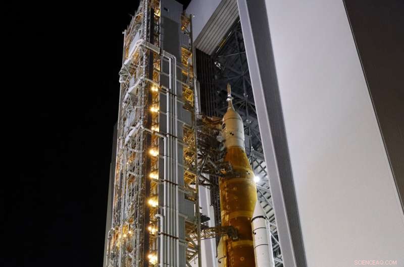NASA Prepares Artemis Rocket for First Lunar Test Flight at Kennedy Space Center