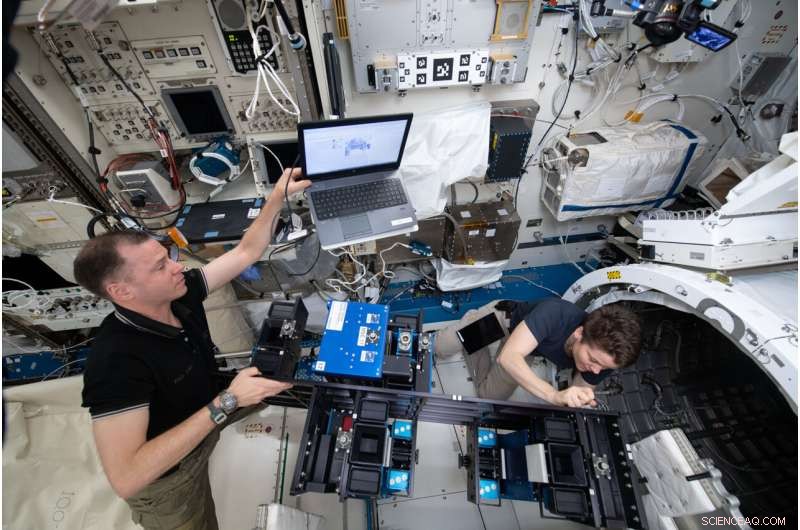 ISS Conducts Advanced Experiments on Organisms and Materials in Space