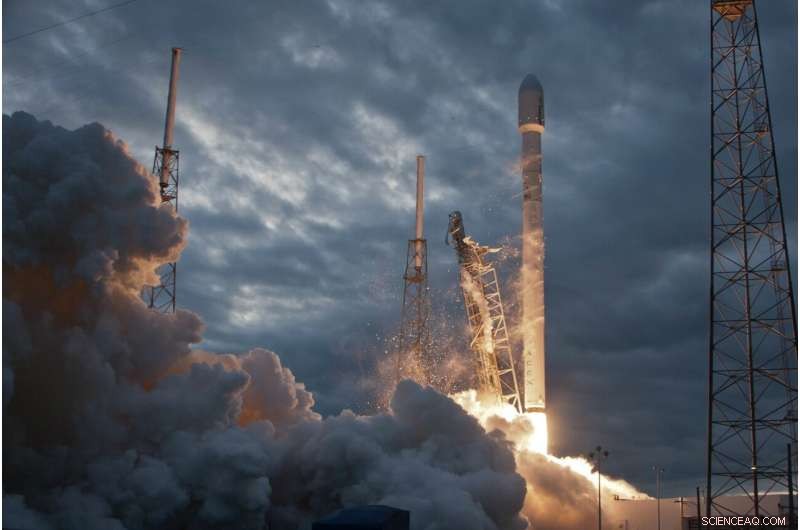 Commercial Satellite Race Spurs Demand for Stricter Space Regulations