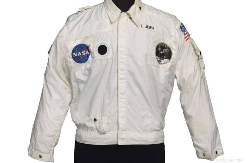Buzz Aldrin’s Moon‑Landing Jacket Sells for $2.8 Million at Auction