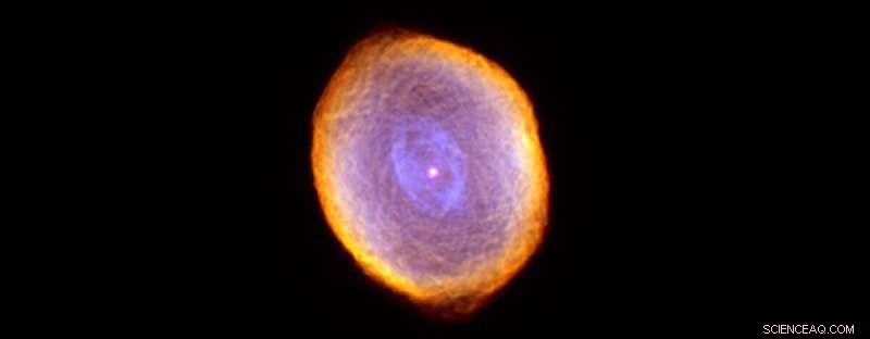 Scientists Reveal How Buckyballs and Carbon Nanotubes Form Around Dying Stars