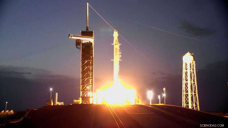 NASA & SpaceX Launch Climate Research Payloads to the ISS