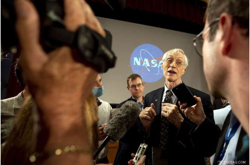 NASA Unveils Stunning Mid‑Infrared Images of the Southern Ring Nebula