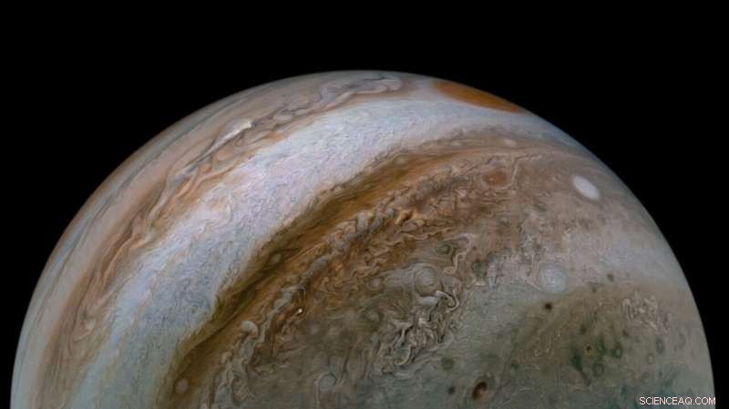 Jupiter’s Uneven Metal Distribution Reveals Clues to Its Origins