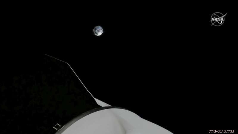 Boeing Starliner Capsule Completes Successful Return to Earth After Test Flight