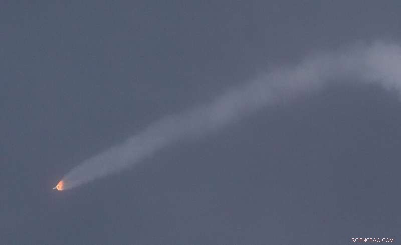 Boeing Starliner Approaches ISS in Crucial Test Flight