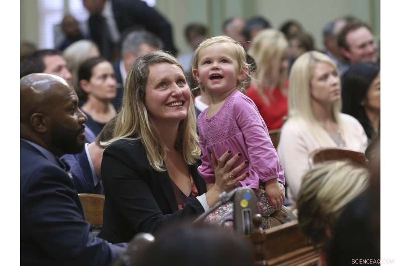 California Leads With First Law Protecting Children s Online Privacy