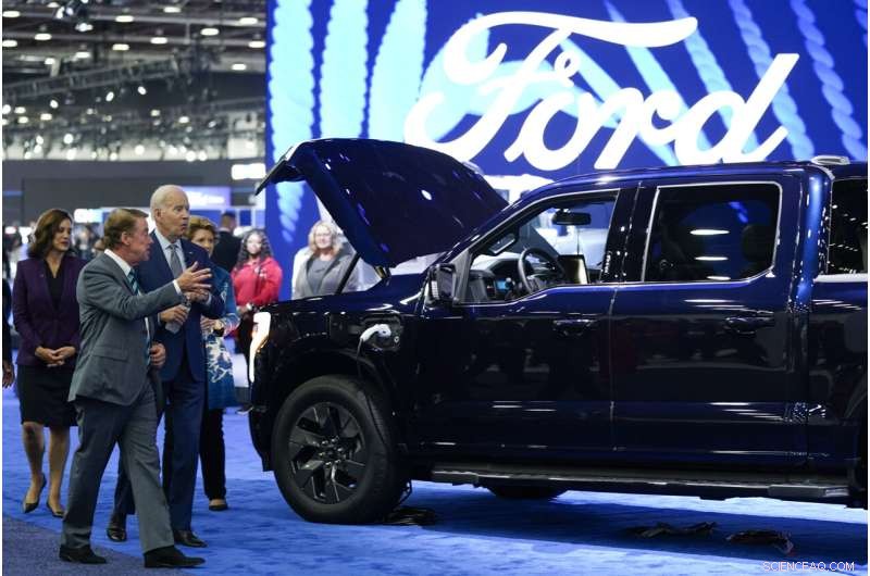 Detroit Auto Show Returns After Three Years: A Streamlined, Intimate Industry Event