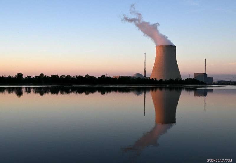 Global Energy Crisis Spurs Renewed Interest in Nuclear Power