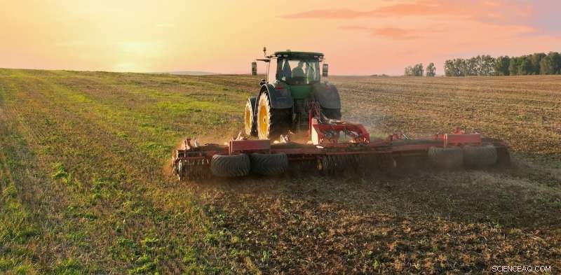 Tractors Reclaimed: The Right‑to‑Repair Movement Empowers Farmers to Fix Their Own John Deere Machines