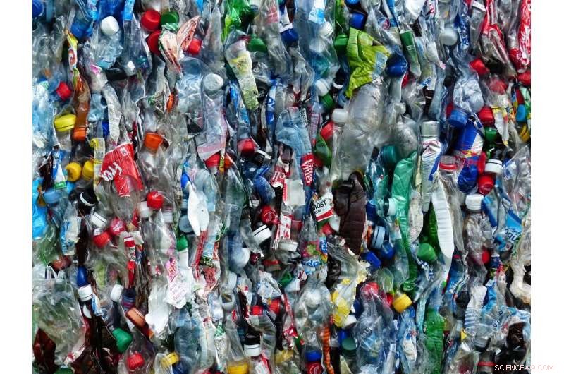 Revolutionary Supramolecular Plastic: Fully Degradable & Highly Recyclable