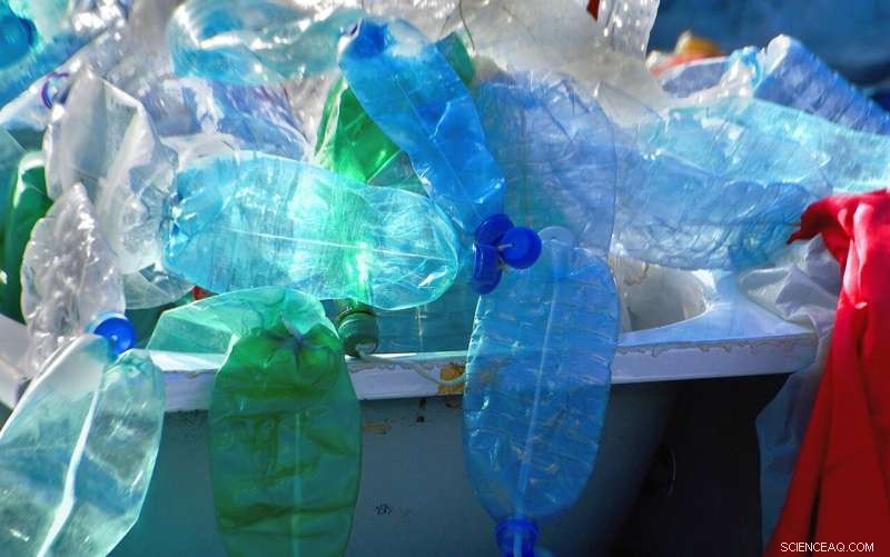Metal‑Organic Frameworks Enable Plastic Degradation for a Circular Economy