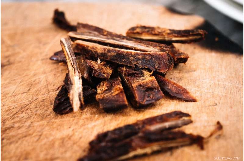 New Oyster Mushroom Variant Mimics Meat Flavor and Texture, Grown Faster on Food Waste