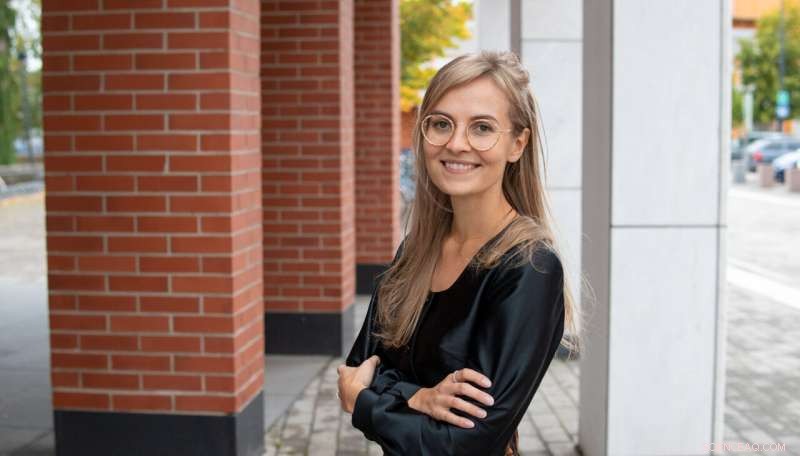 Women in Finance: Rising Numbers, Persistent Pay Gap