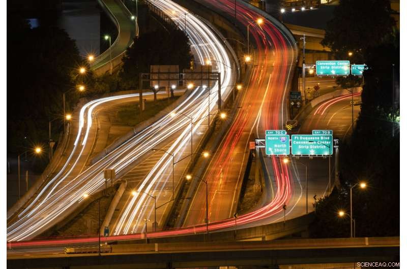 U.S. Embraces Remote Work as Pandemic Drives Shift to Home Offices