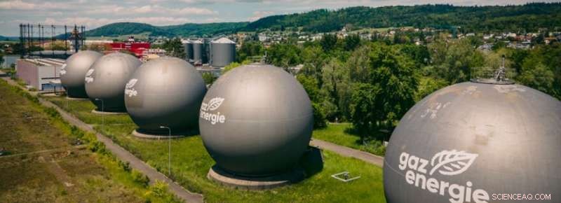 Mobilizing Public Support for the Energy Transition: How Crisis Moments Spark Change