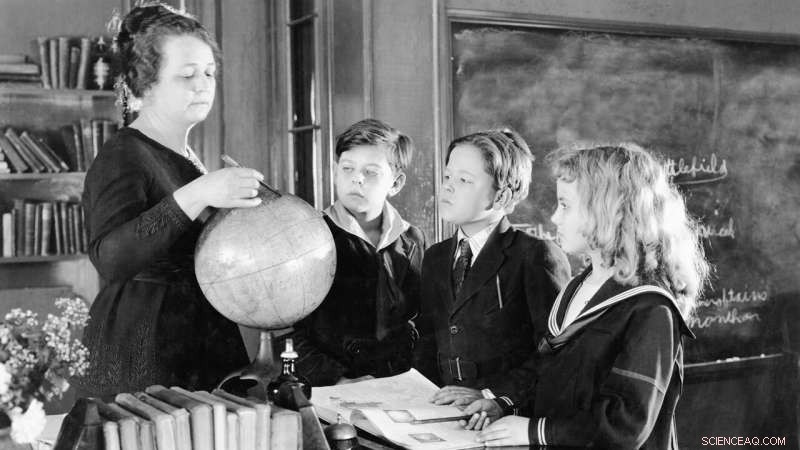 Are STEM Fields More Attractive to Boys or Girls? New Study Offers Insights